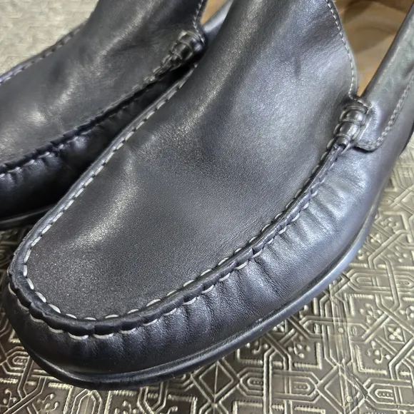 🐢 Ecco Classic Moc 2.0 Shoe.  Size 41.