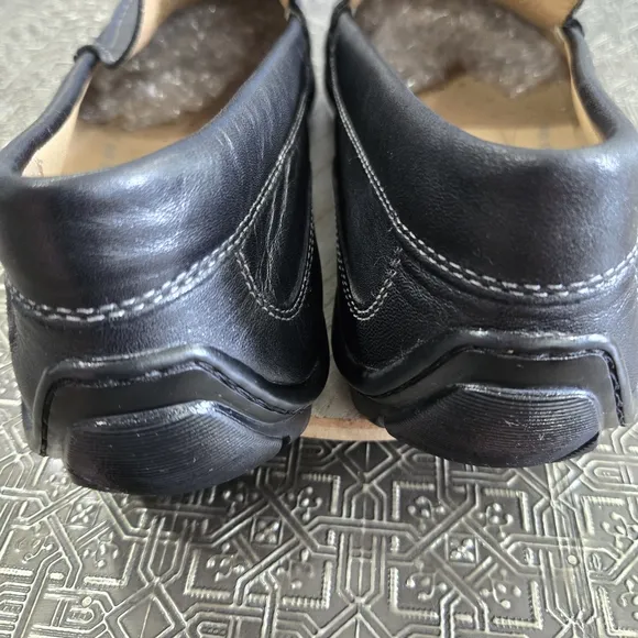 🐢 Ecco Classic Moc 2.0 Shoe.  Size 41.