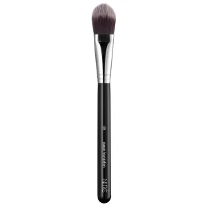 115 Classic Foundation Brush