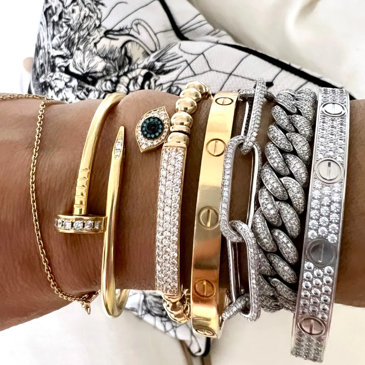 14KT Gold Diamond Calista Bar Bead Bracelet
