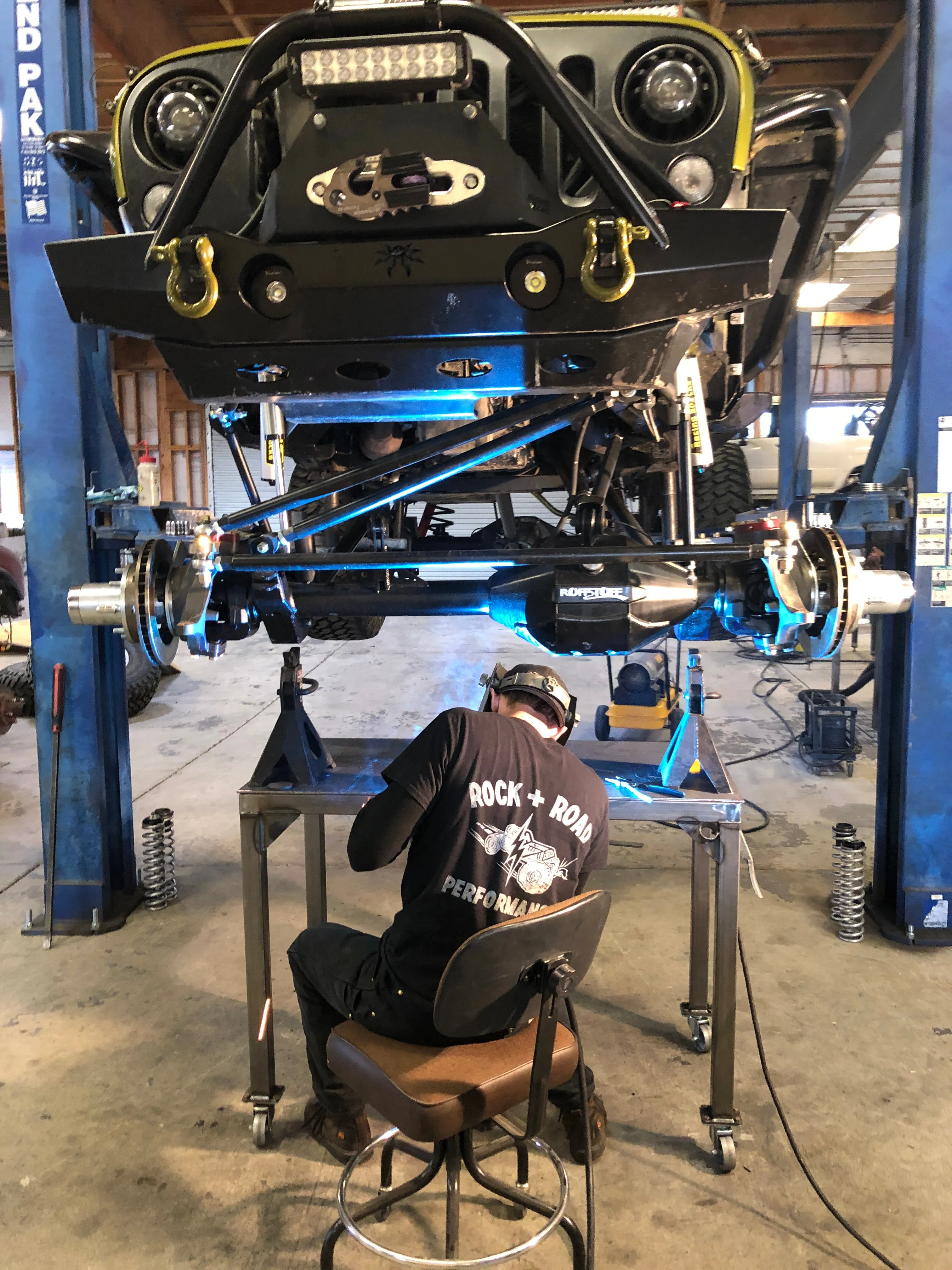 2' x 4' Heavy Duty Welding Table on Wheels 24" x 48" *Local Pickup Only*
