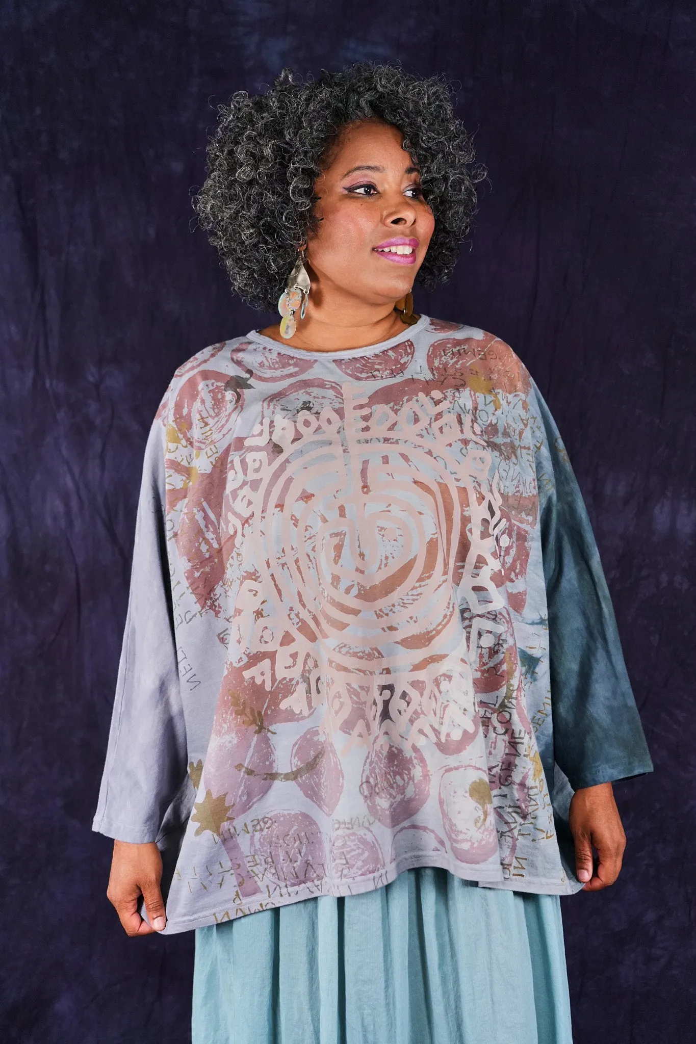 2331HD Poet Top Labyrinth Poets