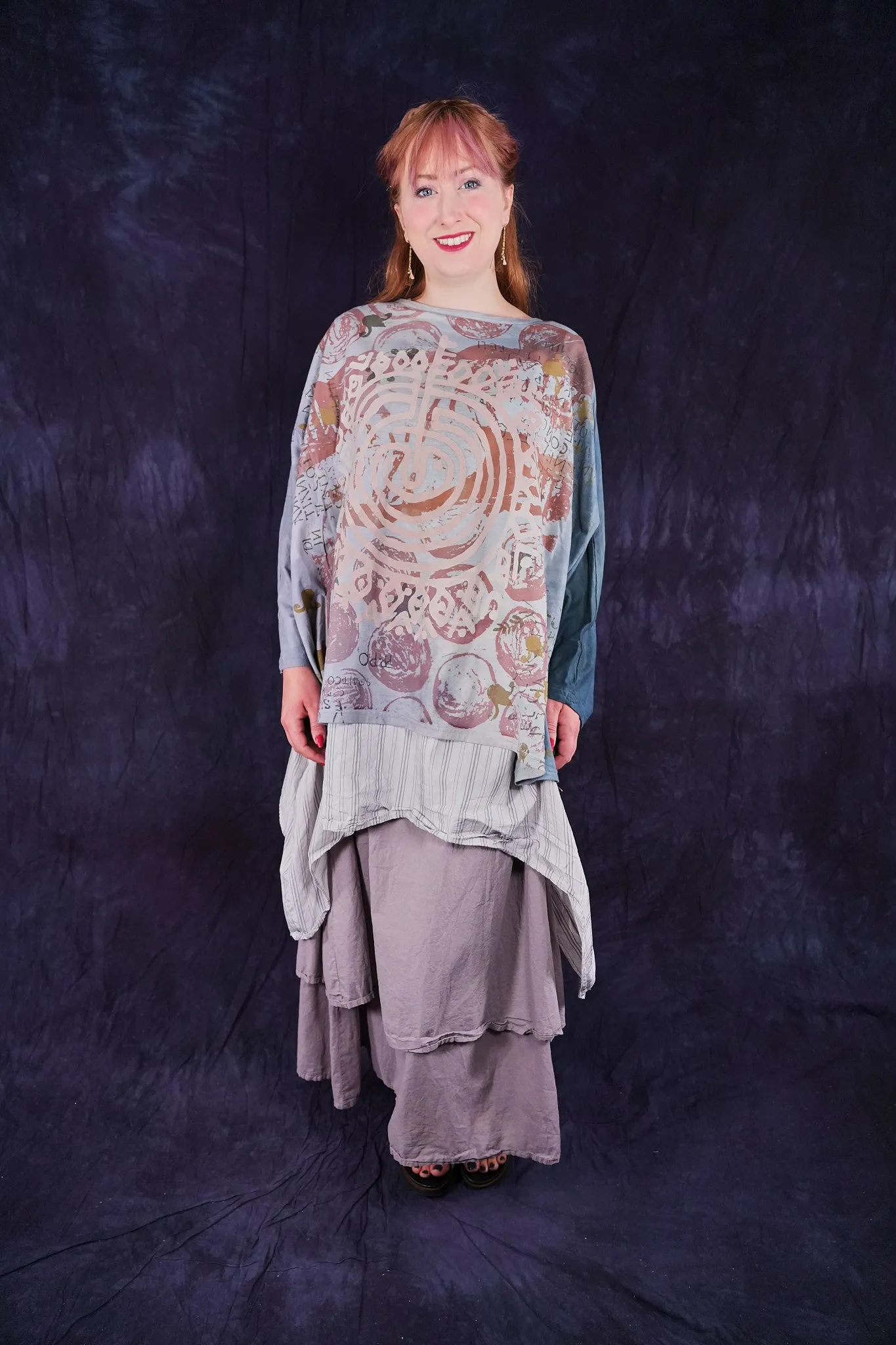 2331HD Poet Top Labyrinth Poets