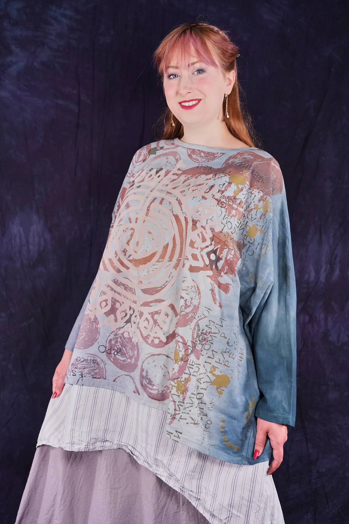 2331HD Poet Top Labyrinth Poets