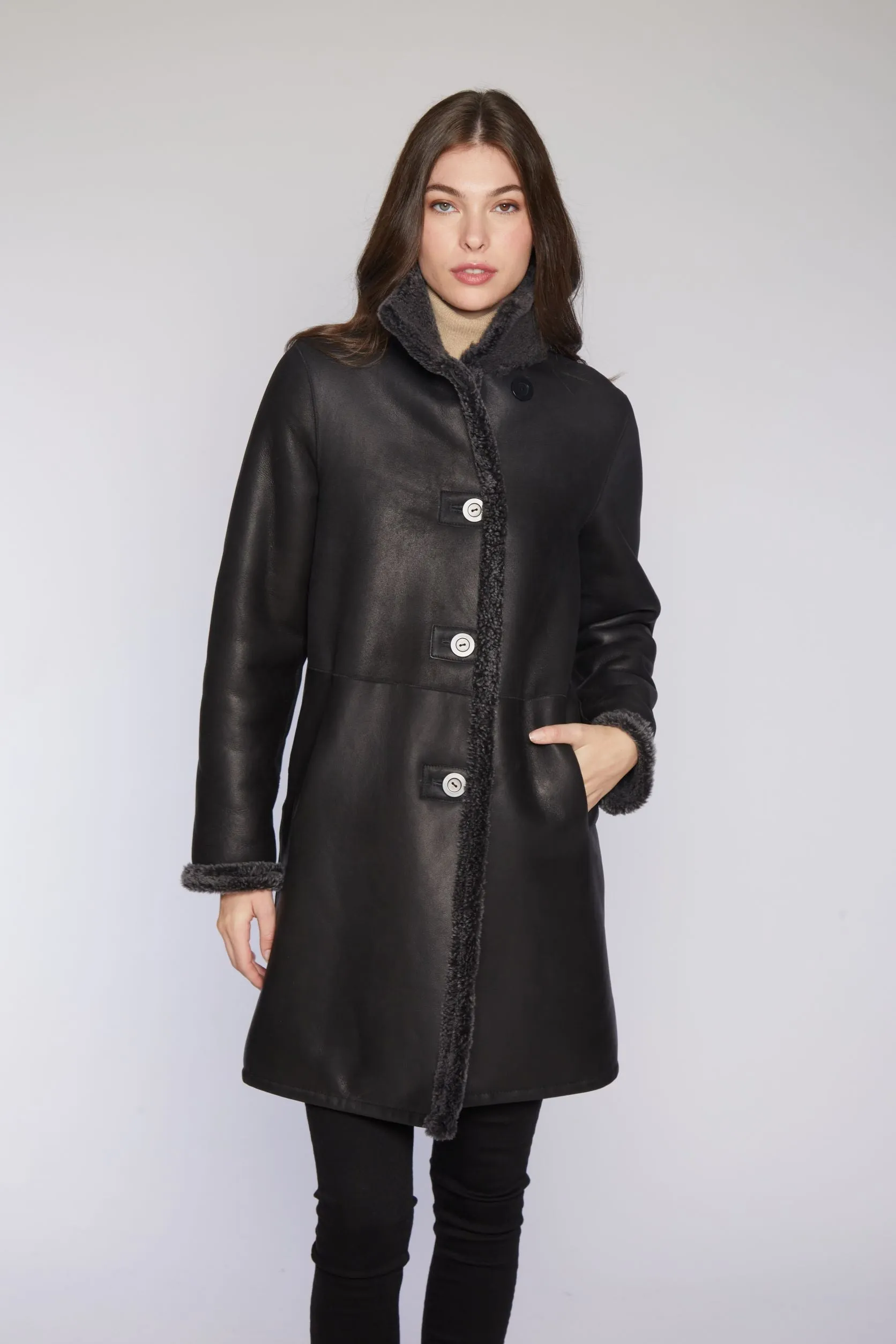 #527  shearling coat in brown or black sno-top  1 BLACK SNO L  $500  sorry no additional discounts