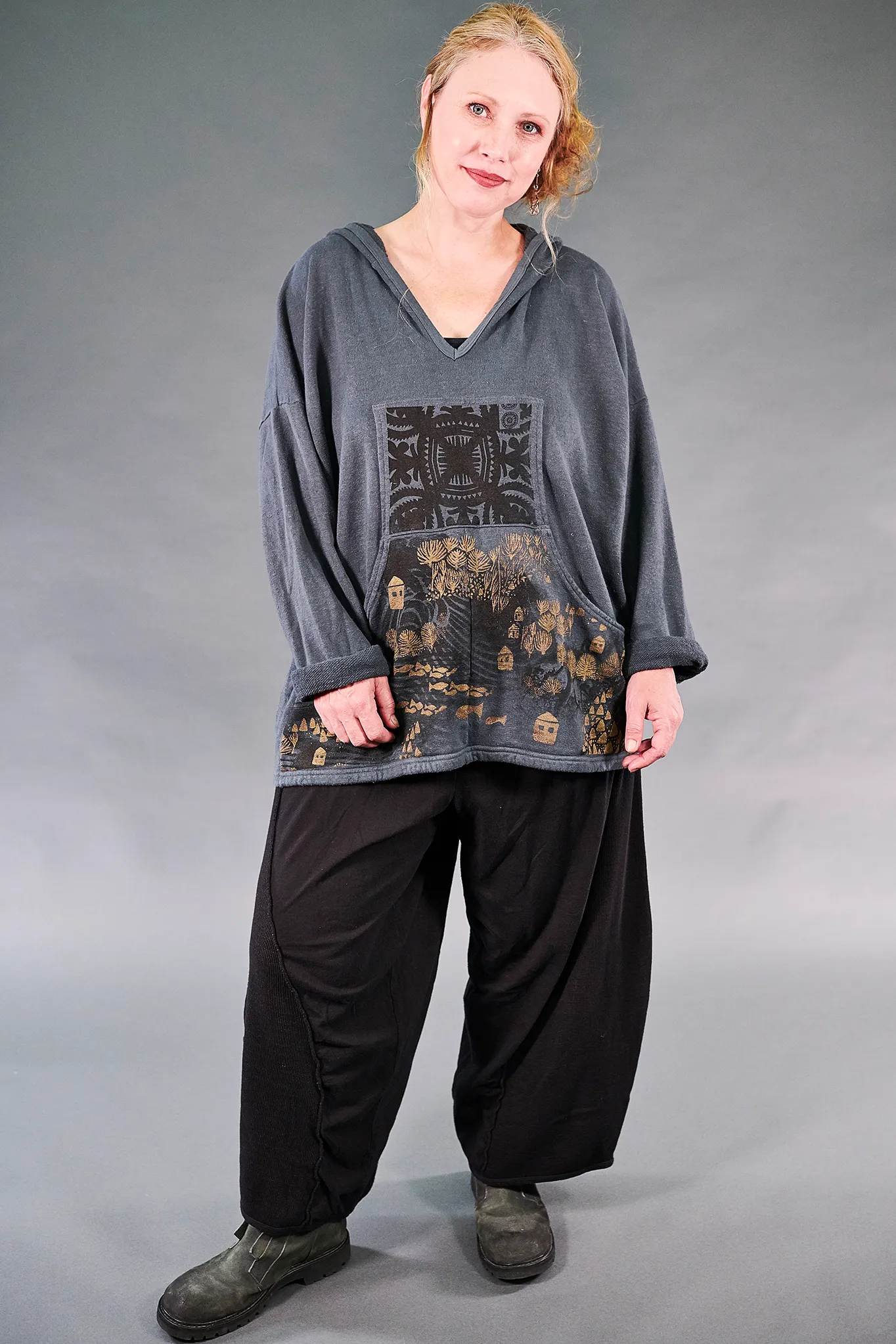 8888 Hip to Be Square Hoodie-Silver-P