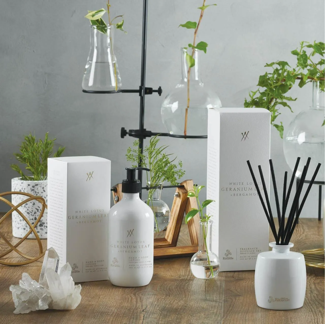 Alchemy White Lotus, Geranium Leaf & Bergamot Fragrance Diffuser Set