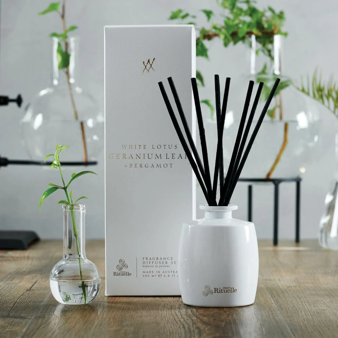Alchemy White Lotus, Geranium Leaf & Bergamot Fragrance Diffuser Set
