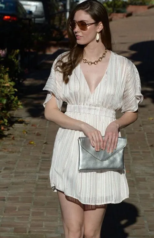 Baloa V-Neck Casual Dress BIG ✨ MONTH ✨ SALE ✨