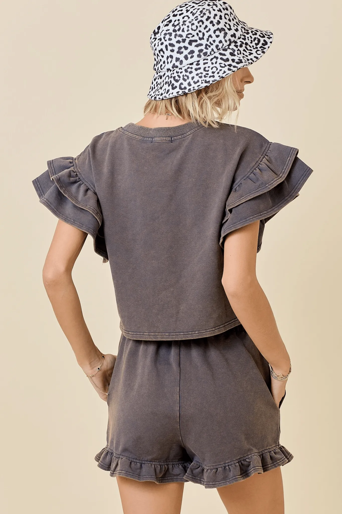 Bloomer Charcoal Top