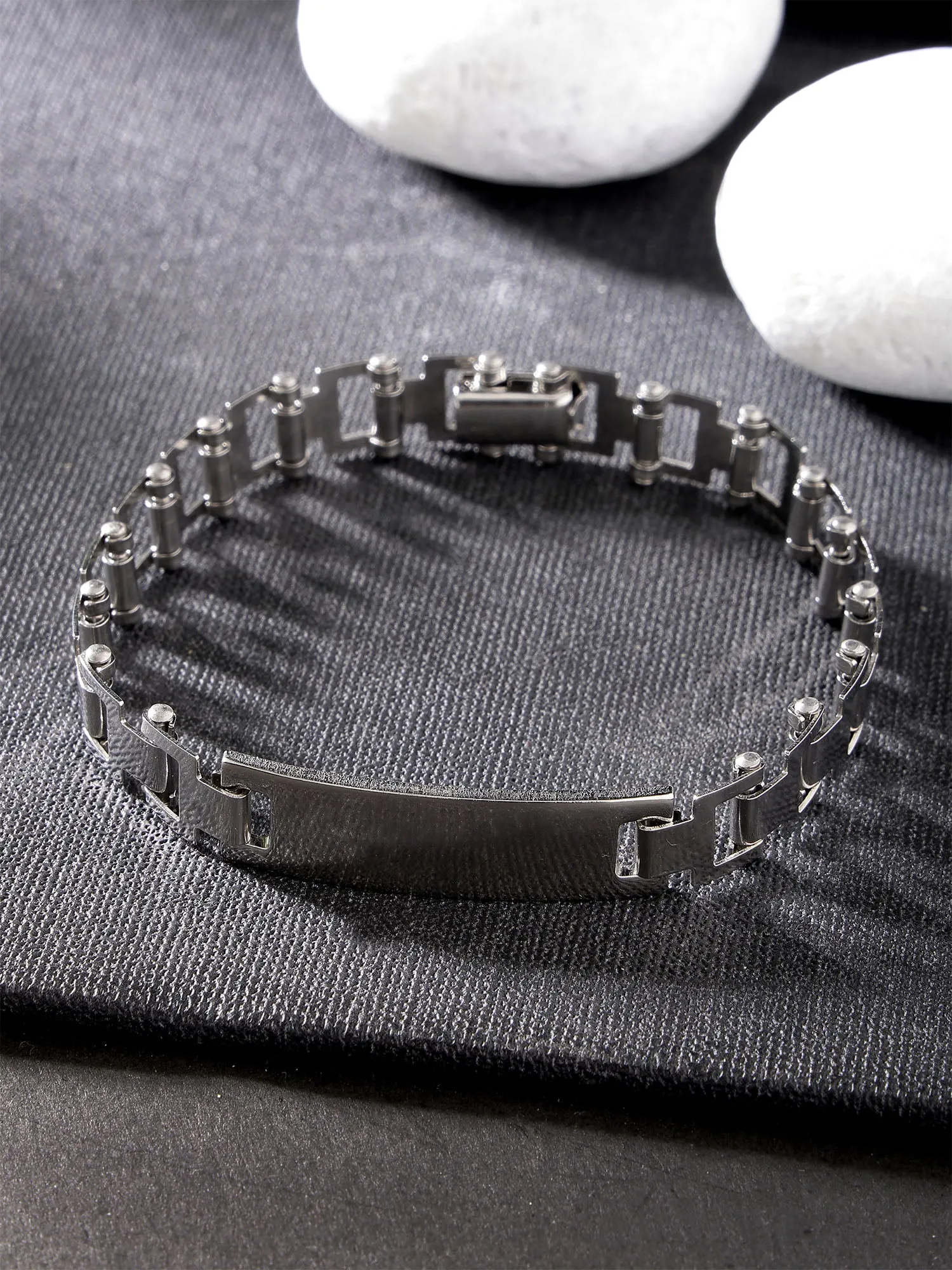 Bohey by KARATCART Men Silver Plated Link Bracelet