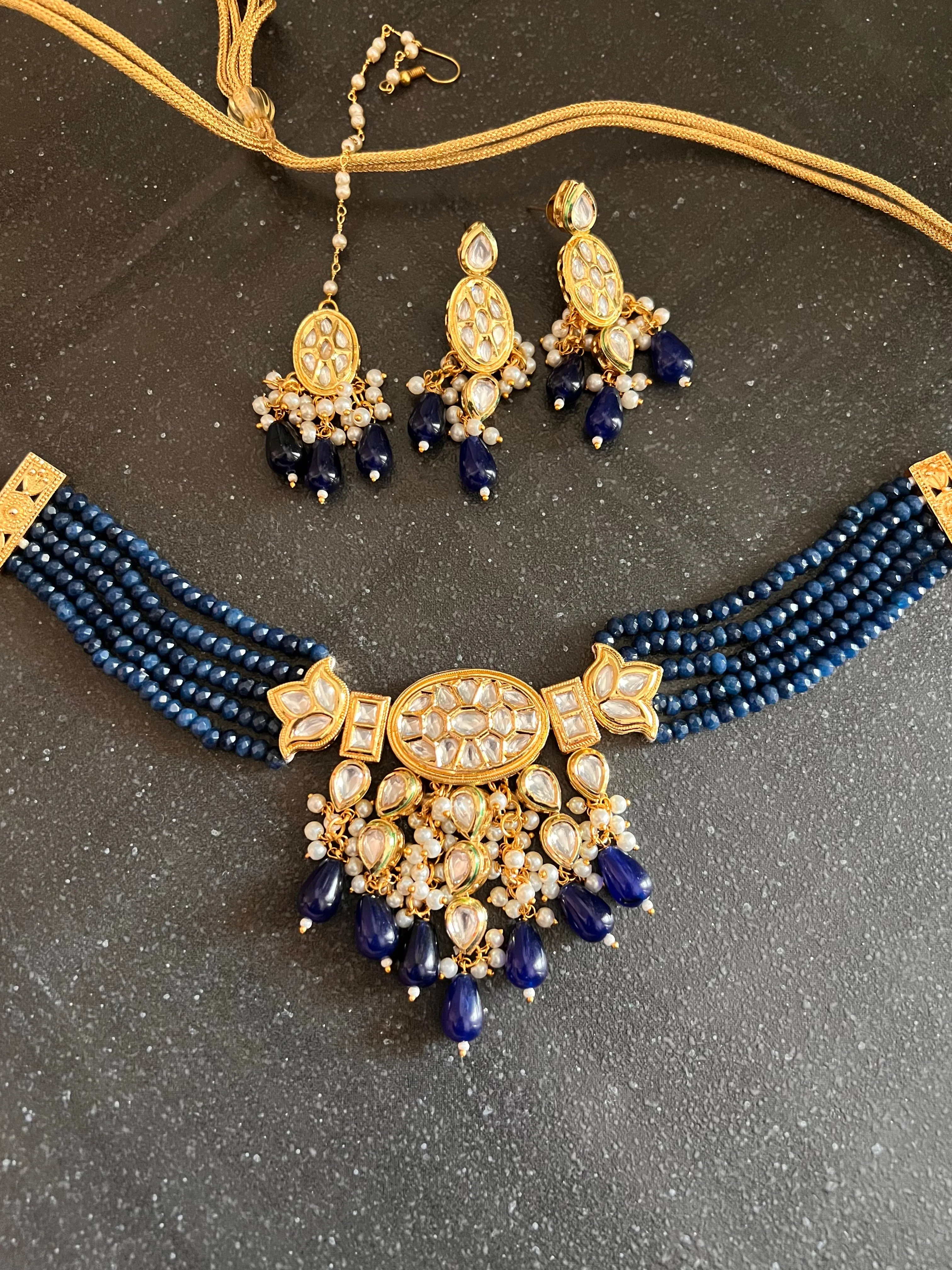 Classic Kundan Choker with Earrings and Maangtikka