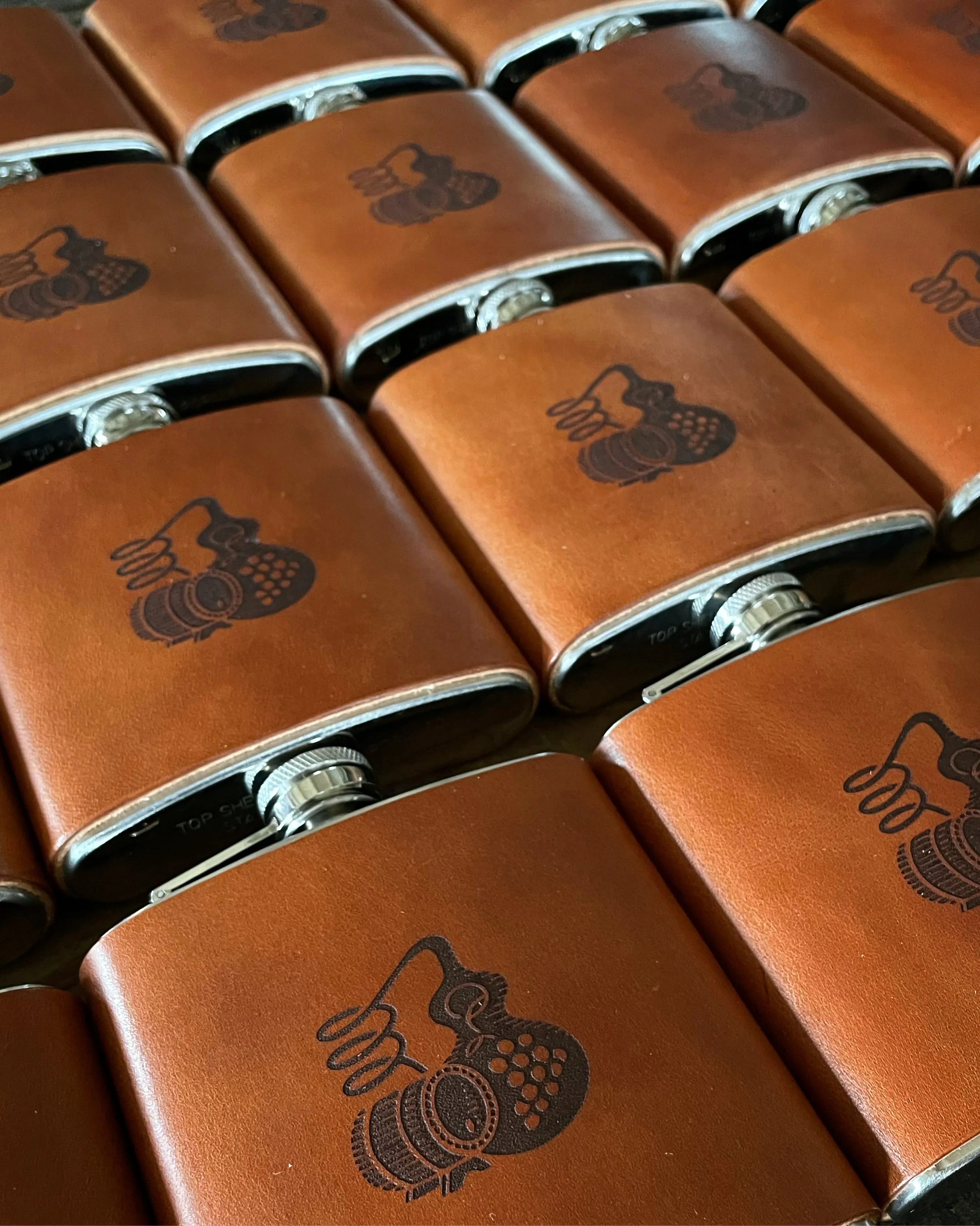 Custom Logo Flasks