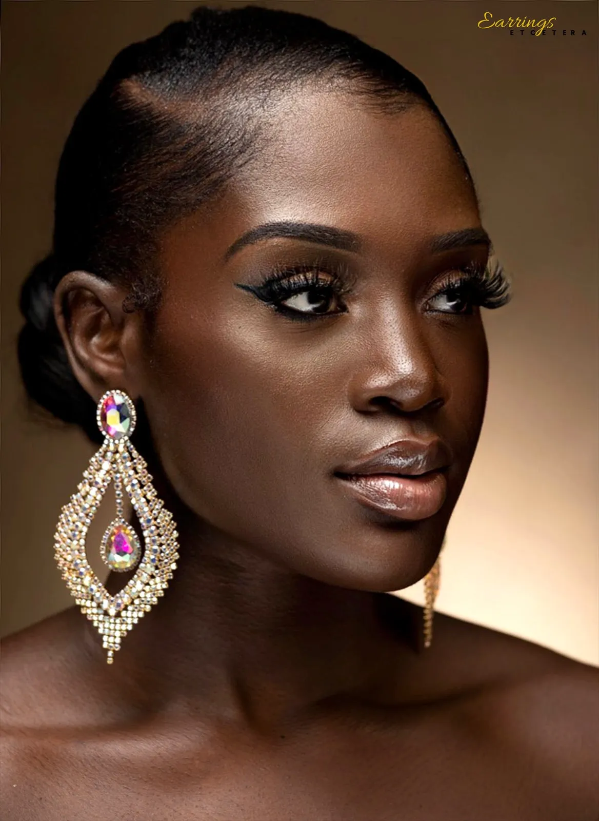DONNA STATEMENT EARRINGS