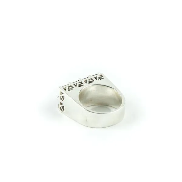 EAST WEST STATEMENT RING | ONYX