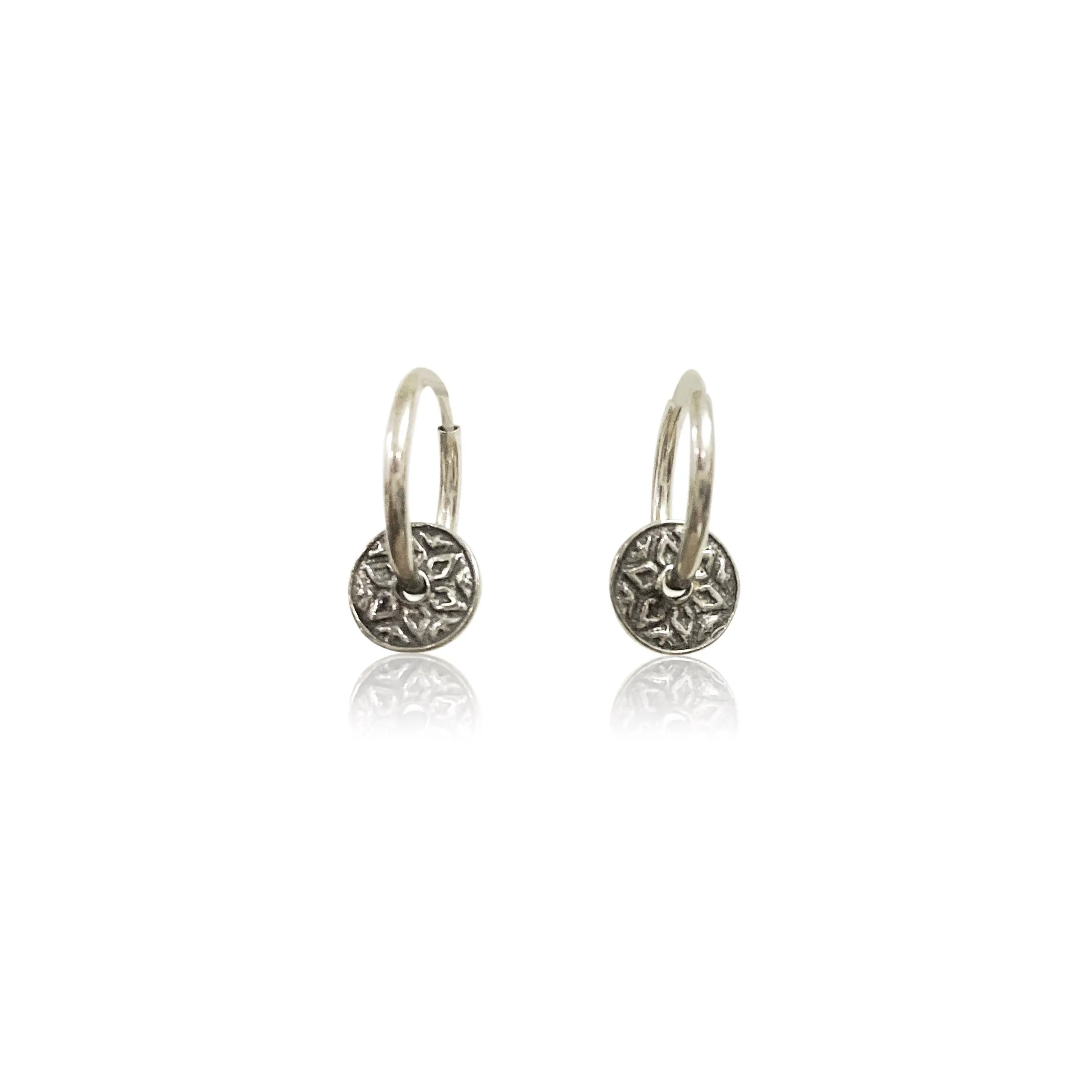 Elizabeth Hoops
