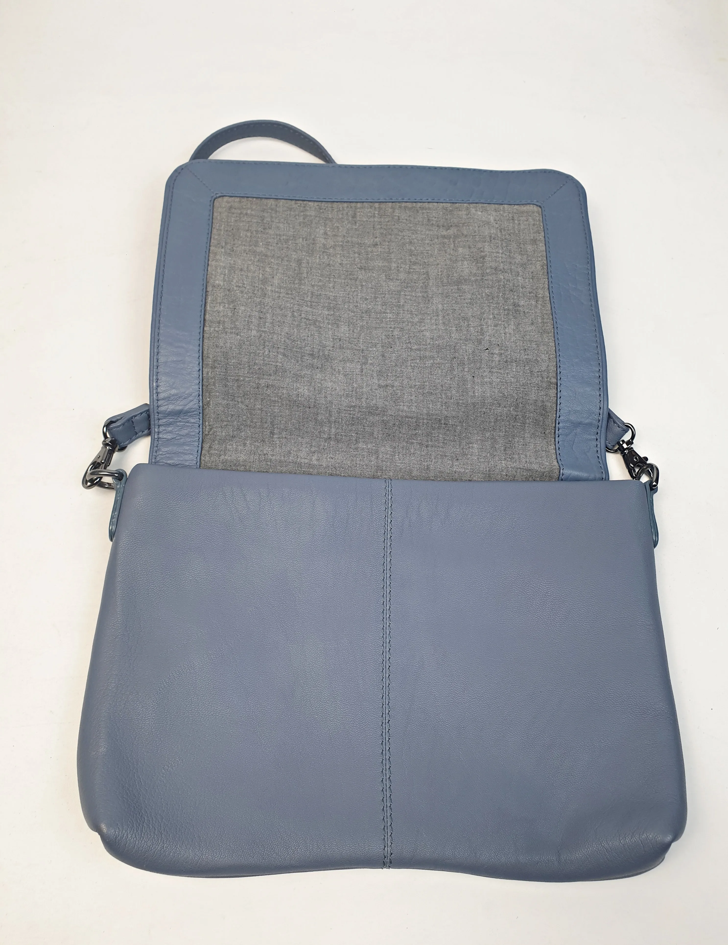 Elk soft blue leather adjustable bag