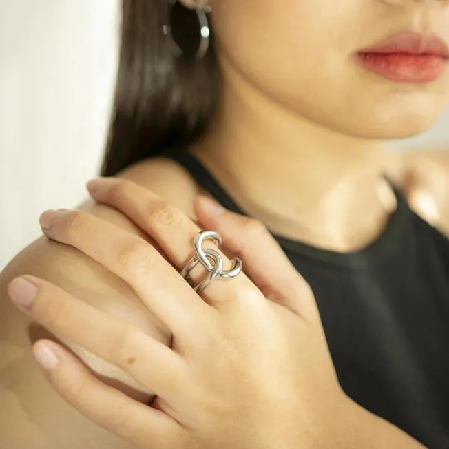 ENTWINED RING