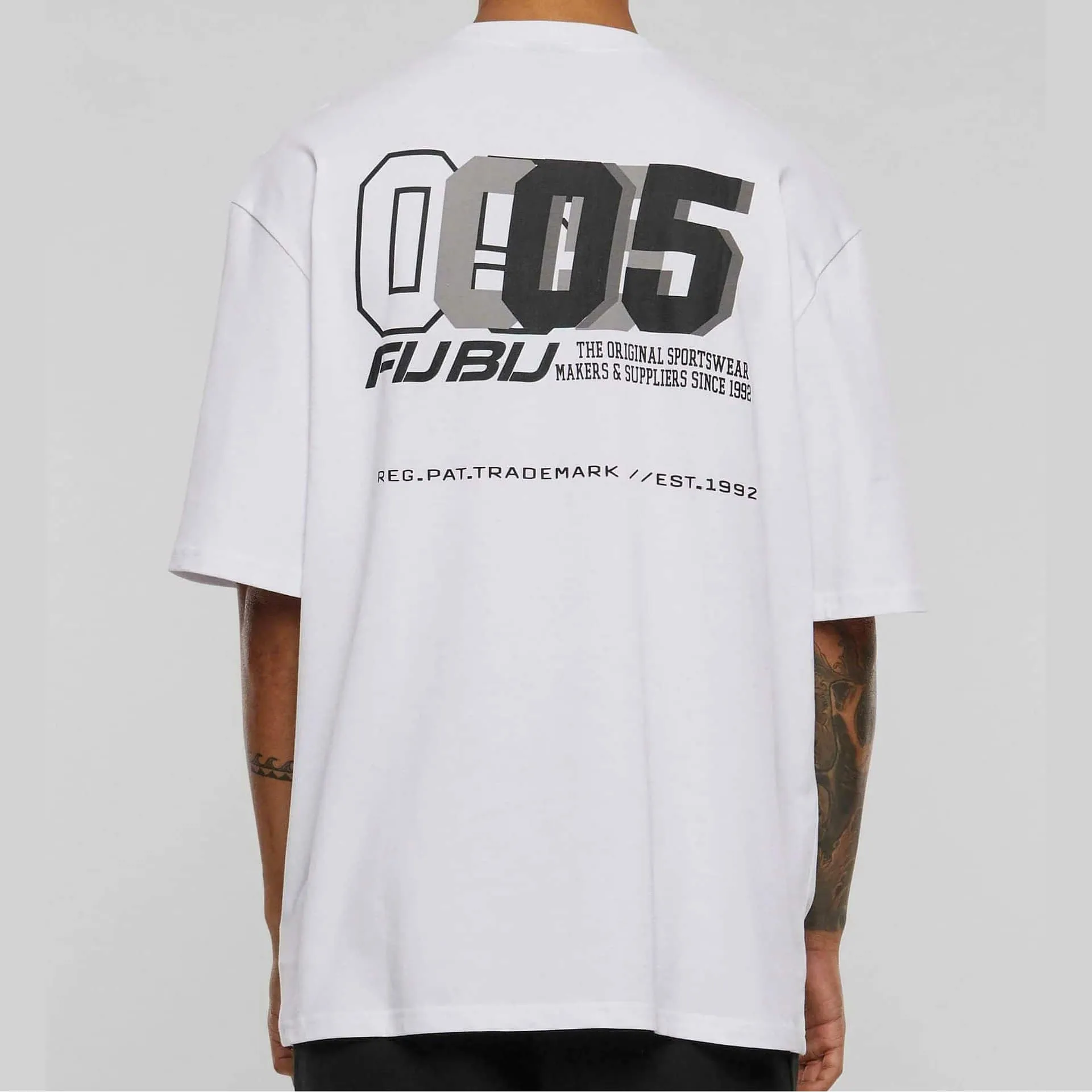 FUBU Corporate Tee white/black
