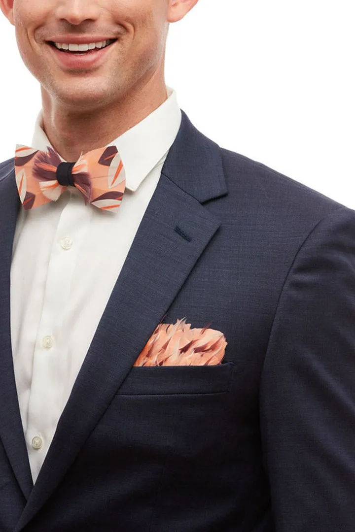 GLOBETROTTER FEATHER POCKET SQUARE