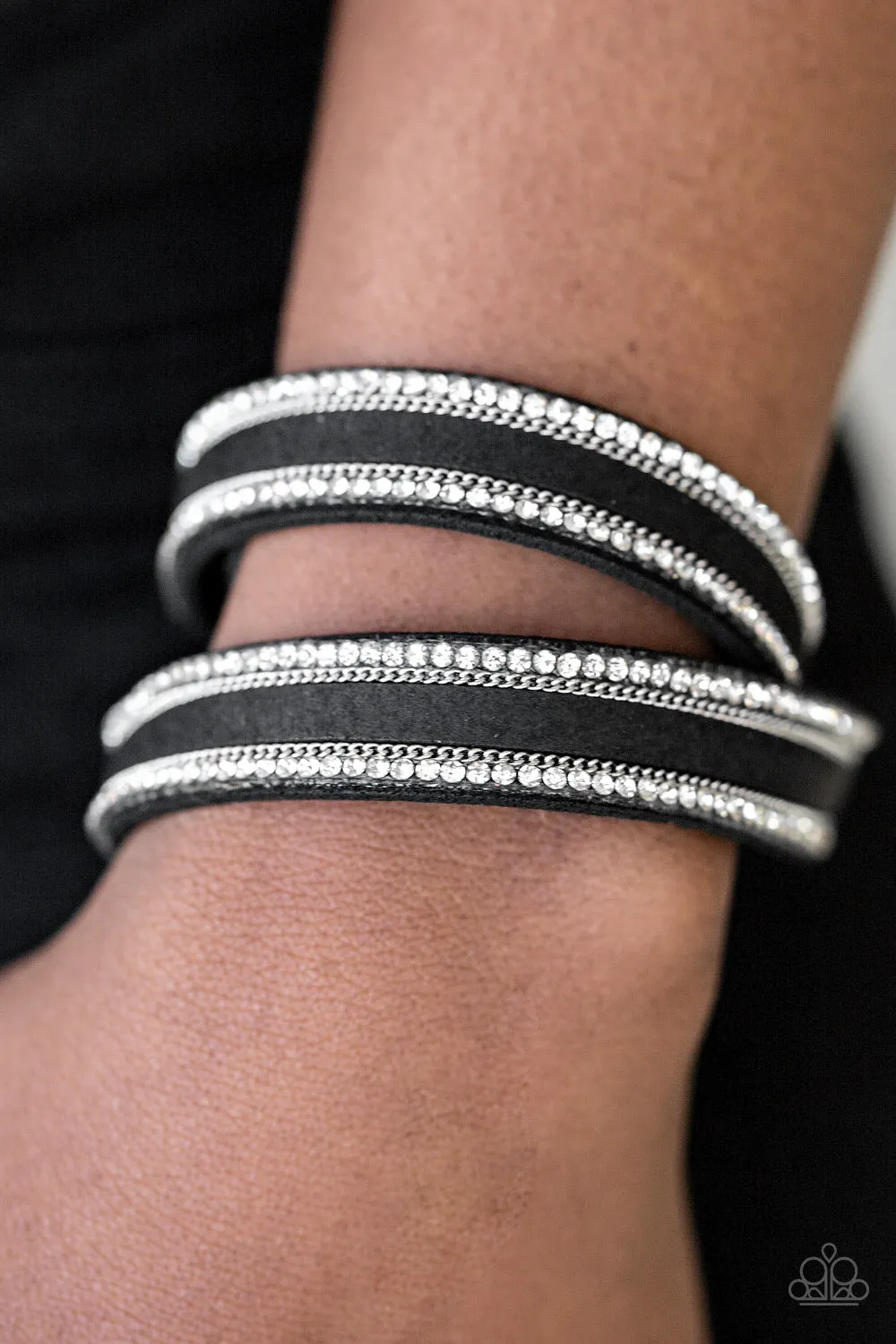 Going For Glam - Black