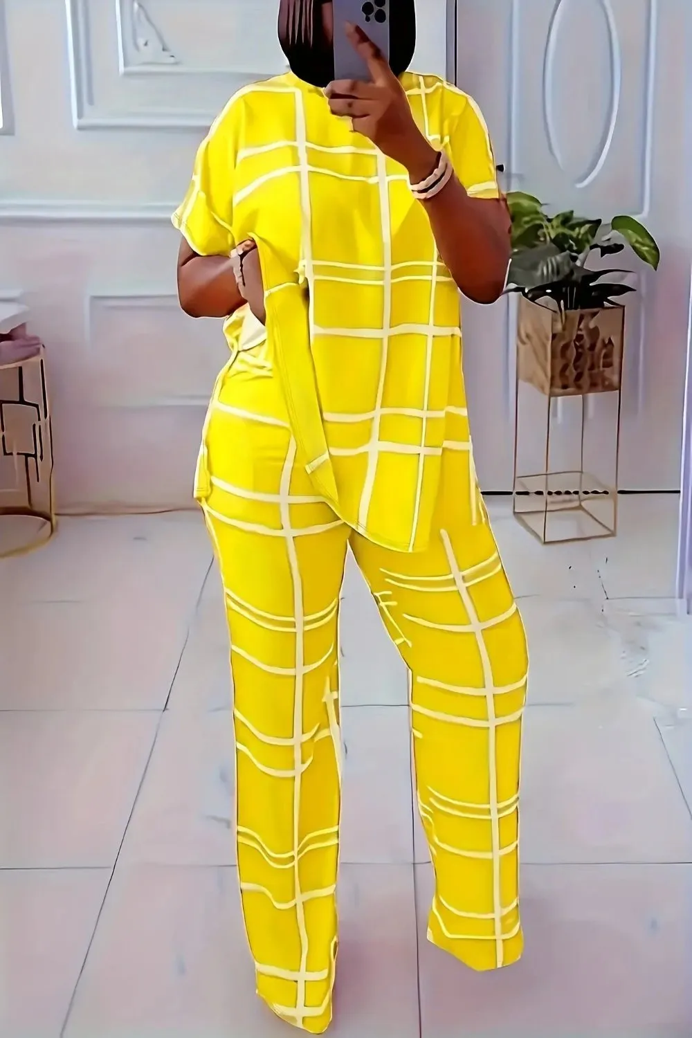 Grid Patterned Short Sleeve Top and Pants Set