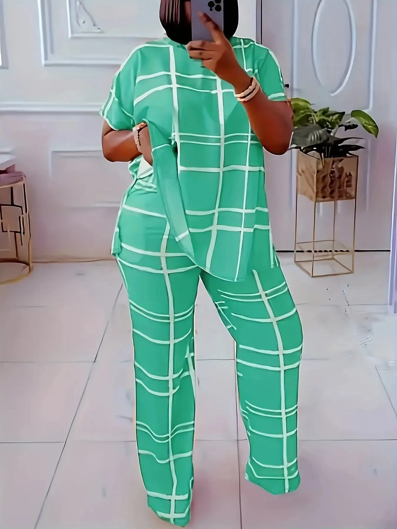 Grid Patterned Short Sleeve Top and Pants Set
