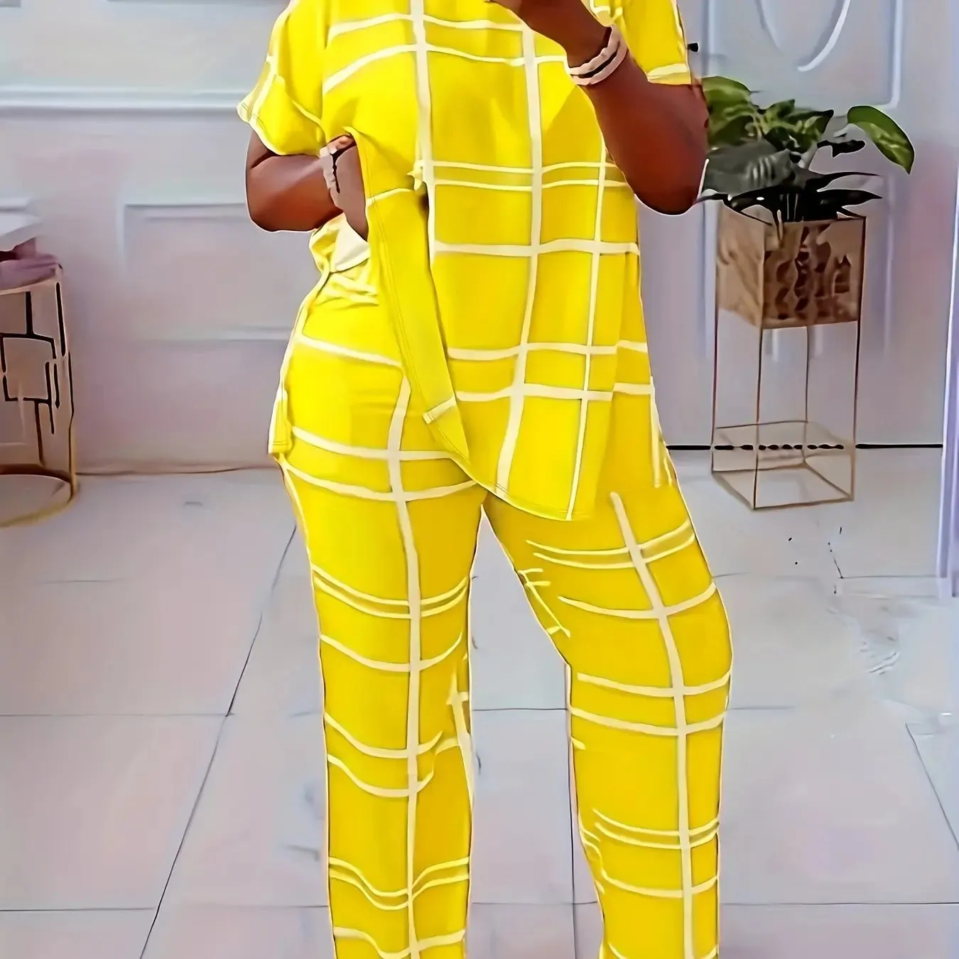 Grid Patterned Short Sleeve Top and Pants Set