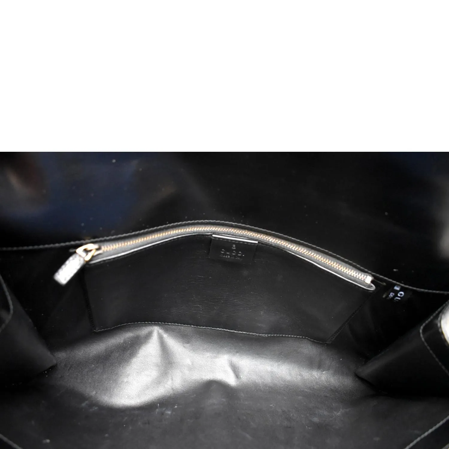GUCCI Lady Buckle Leather Clutch Black 323653