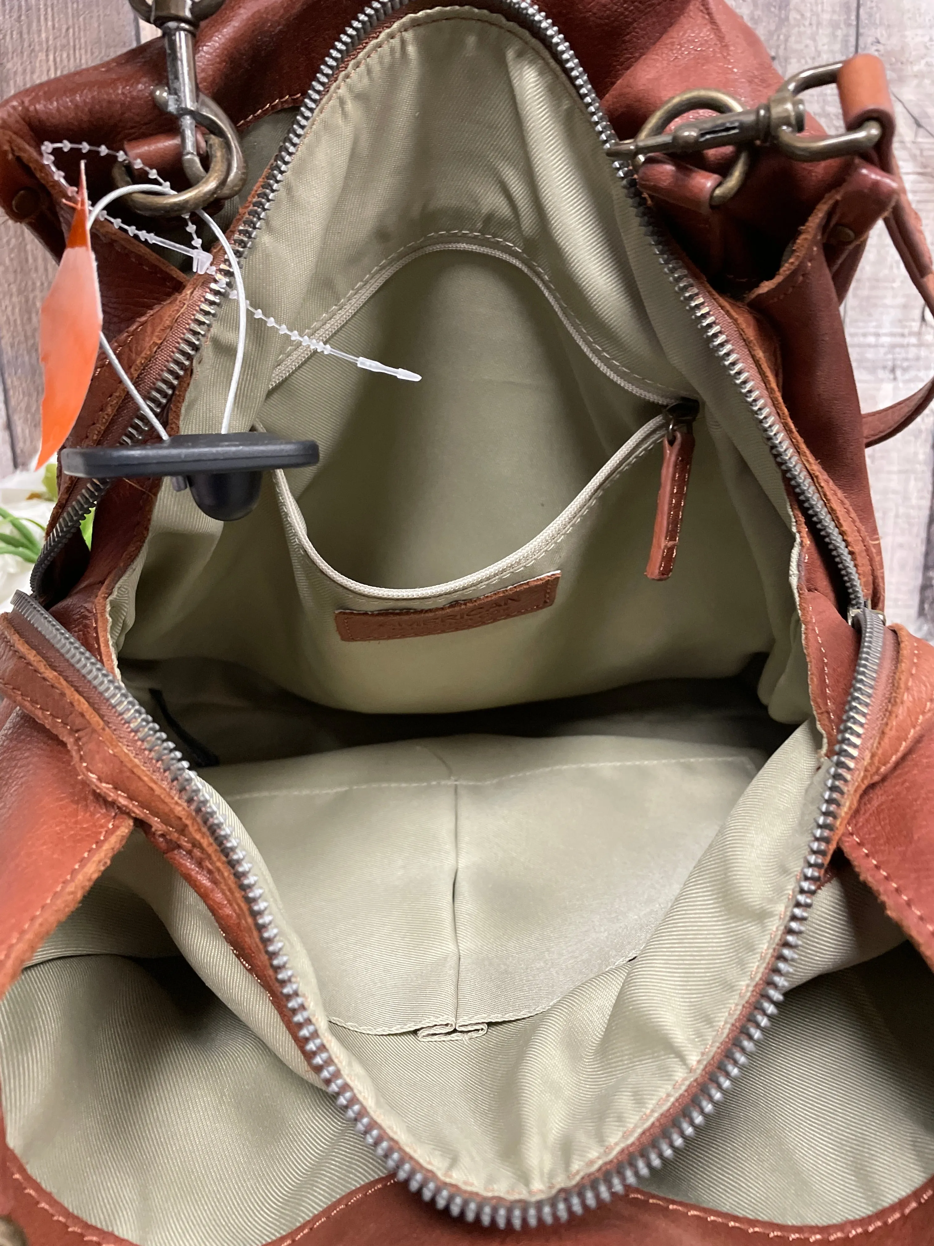 Handbag Leather By Cme, Size: Medium