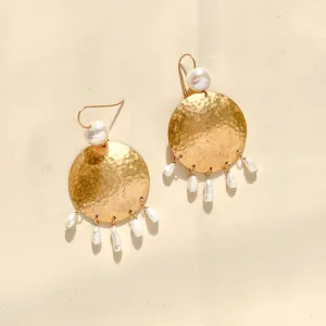 Hectae Pearl Statement Earring