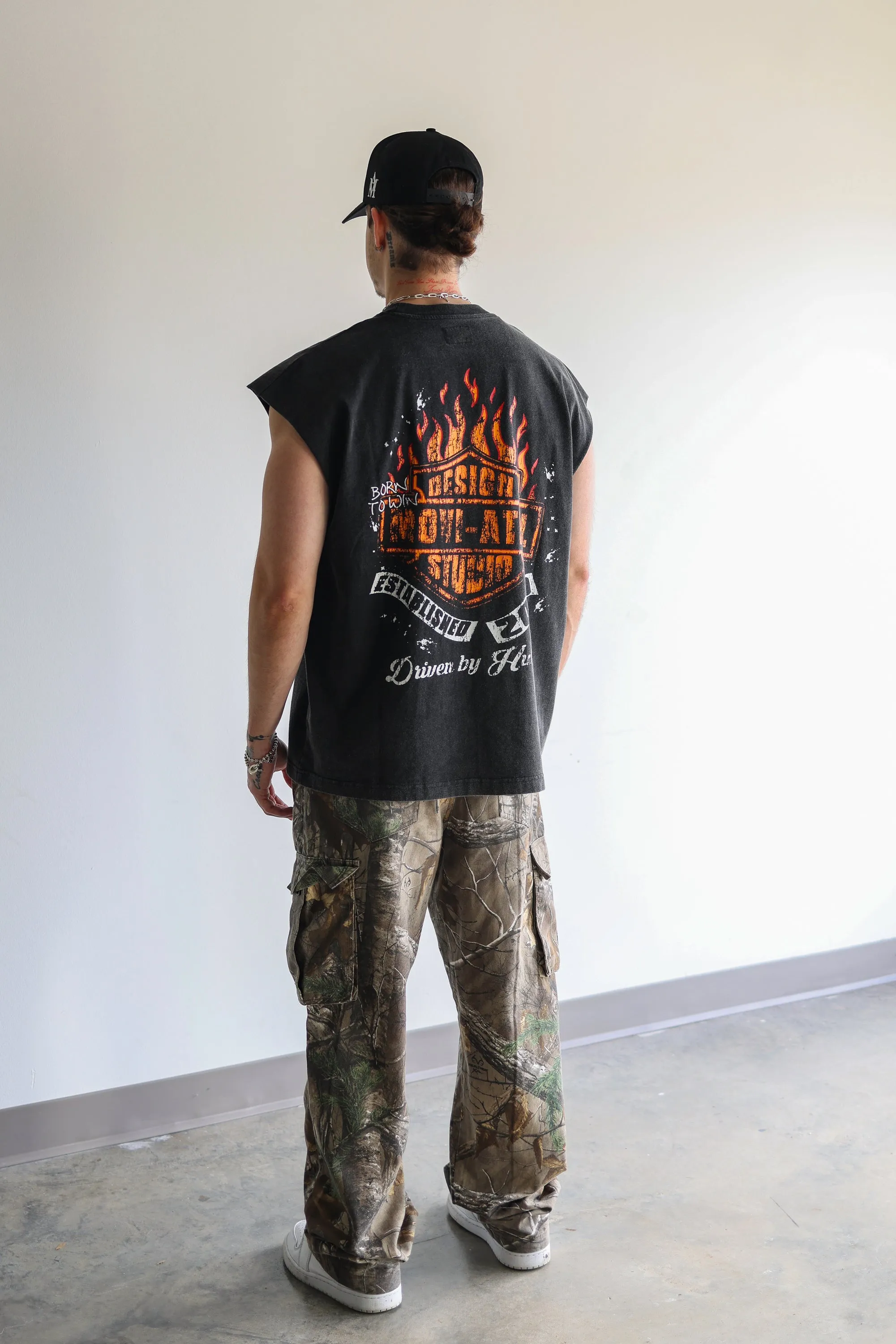 INSTINCT CUT-OFF - VINTAGE BLACK