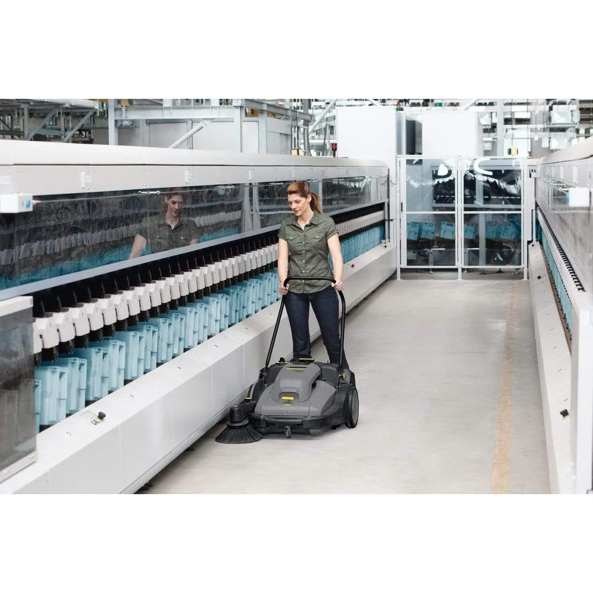 Karcher Walk-behind Sweeper - KM 70/30 C Bp Pack Adv