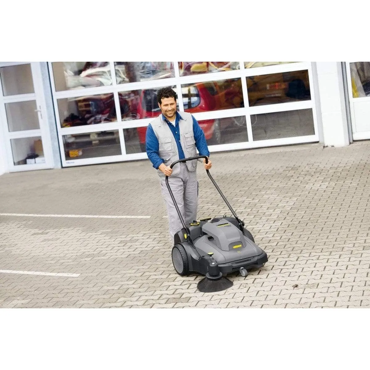 Karcher Walk-behind Sweeper - KM 70/30 C Bp Pack Adv