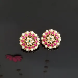 Kundan Studs With Pearl Lining