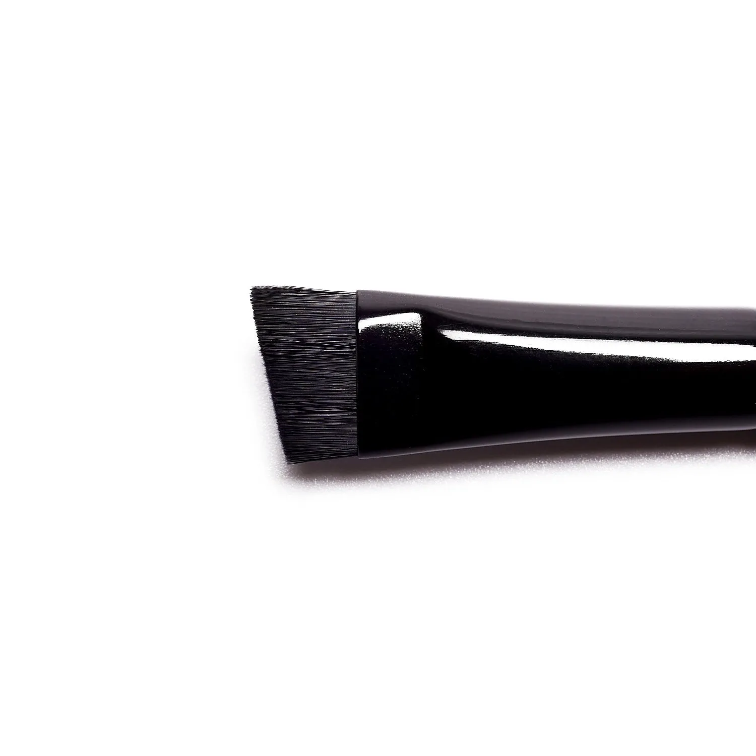 Large Angled Definer Brush