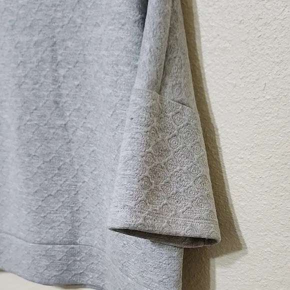 LOFT Gray Crew Neck Sweater