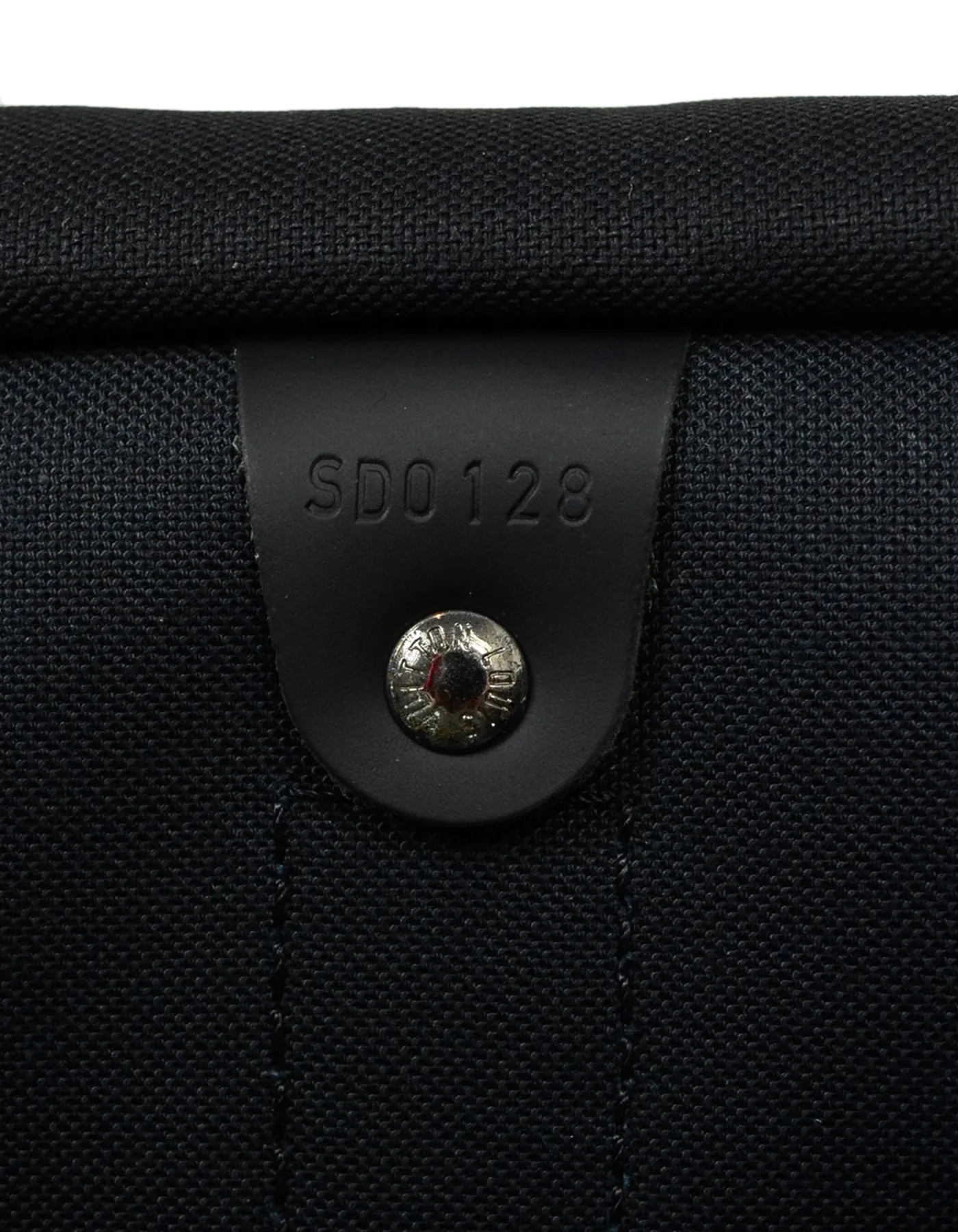 Louis Vuitton 2018 Black Monogram Eclipse Canvas Keepall 55 Bandouliere Bag
