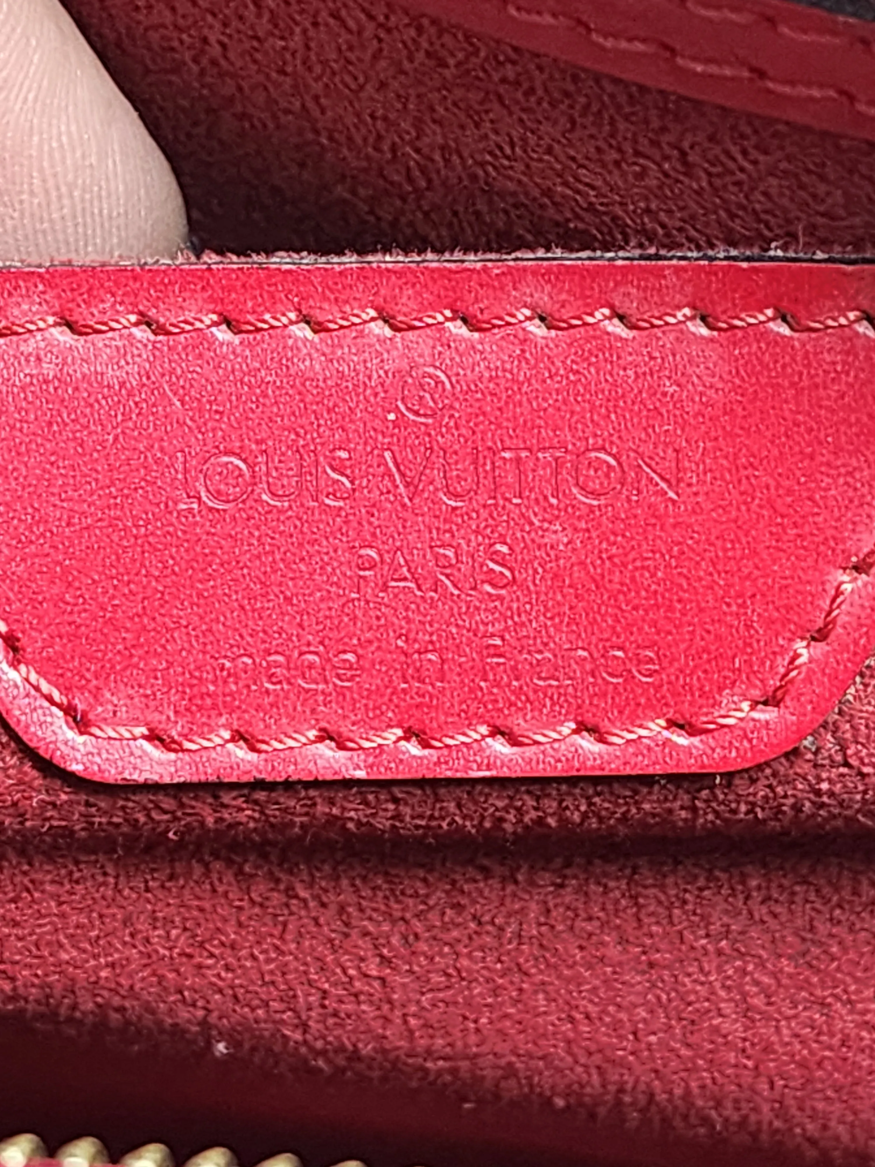 LOUIS VUITTON CASTILLAN RED EPI LEATHER SOUFFLOT BAG