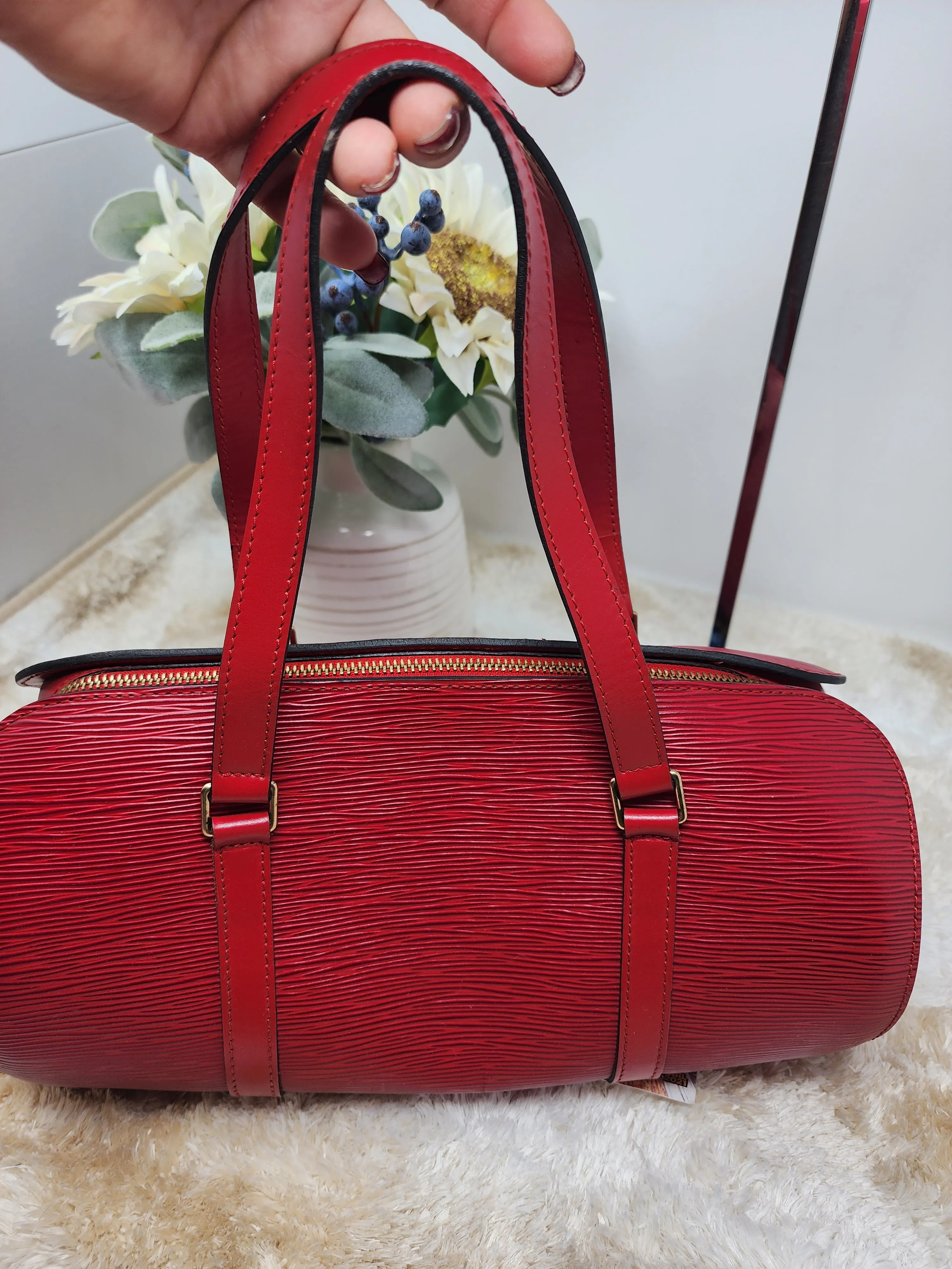 LOUIS VUITTON CASTILLAN RED EPI LEATHER SOUFFLOT BAG
