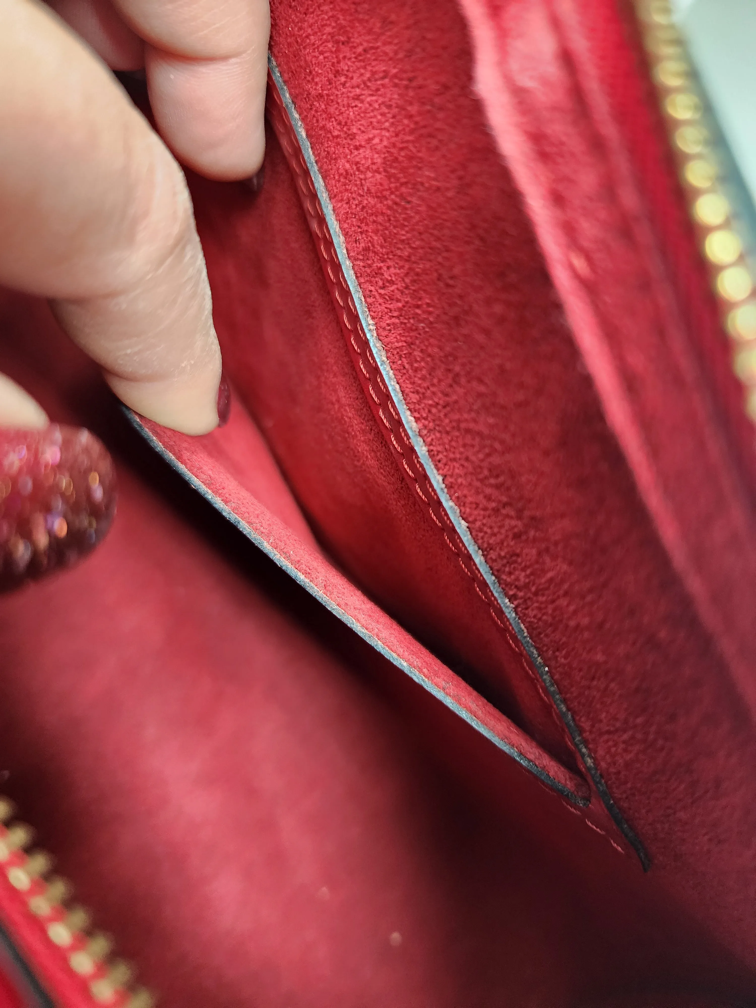 LOUIS VUITTON CASTILLAN RED EPI LEATHER SOUFFLOT BAG
