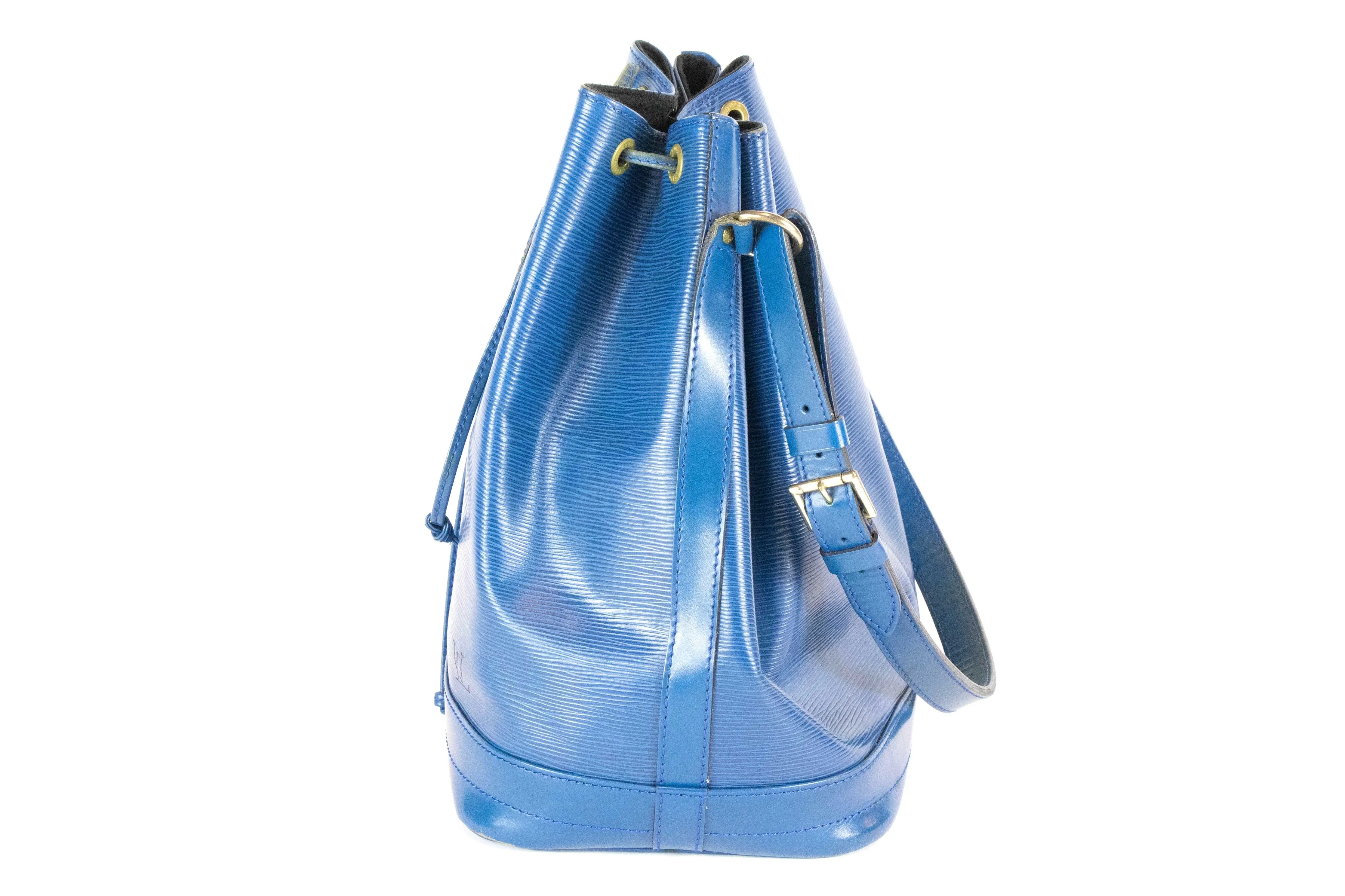 LOUIS VUITTON  Epi Noe Bag (Blue)