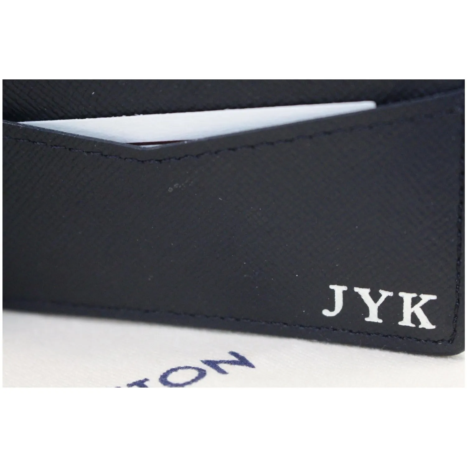 LOUIS VUITTON Slender NM Taiga Leather Wallet Noir