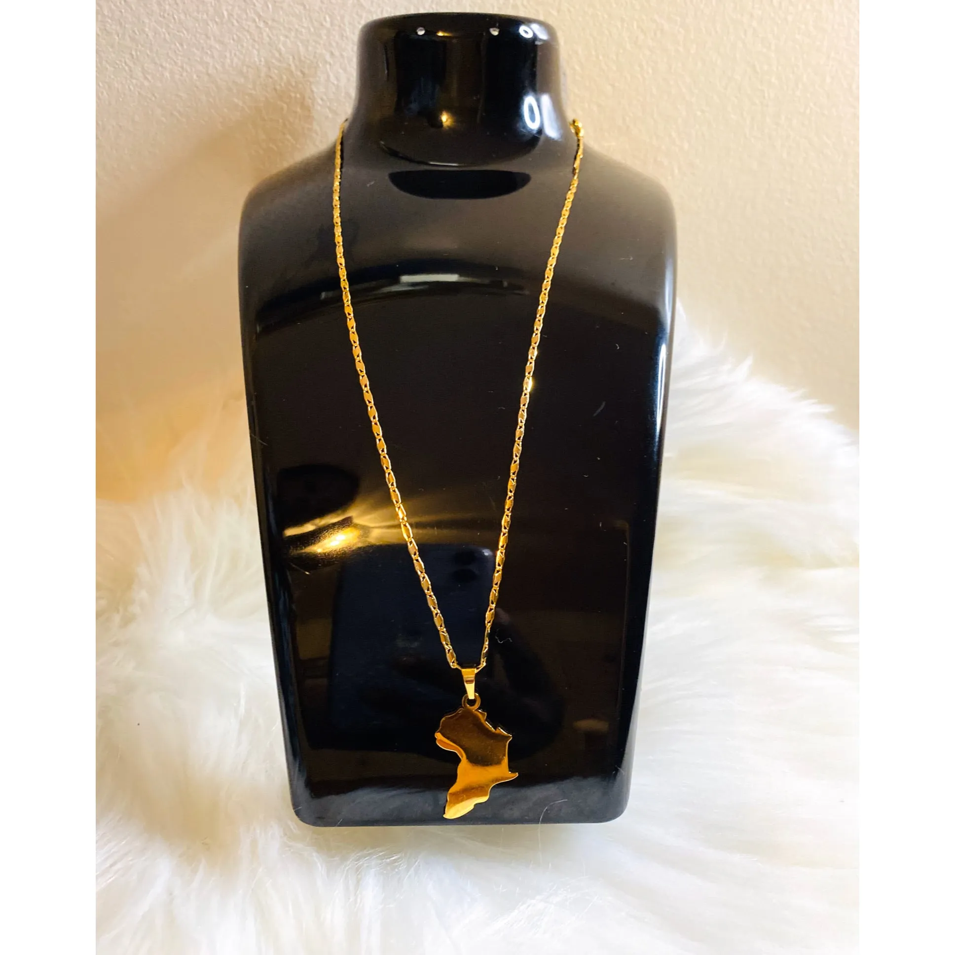 MAMA AFRICA MAP NECKLACE