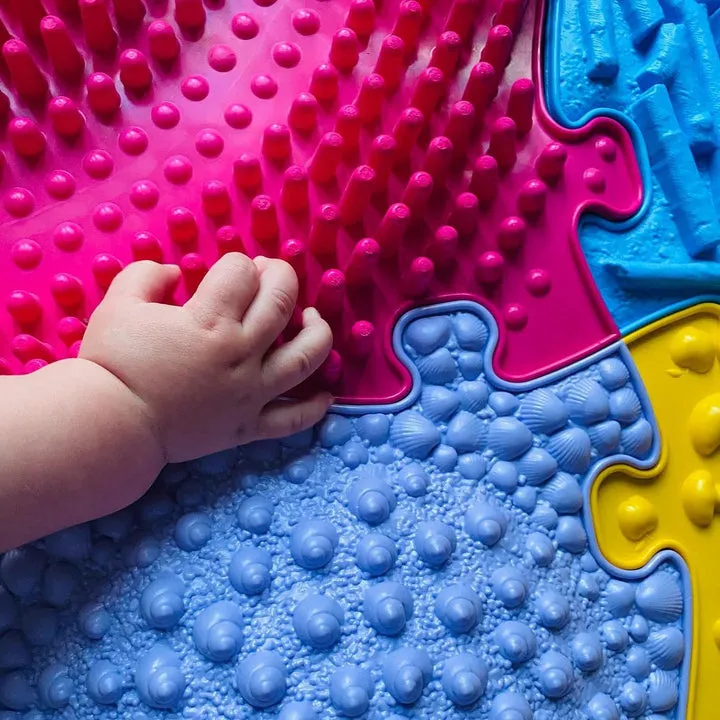 Muffik Rainbow Sensory Playmat Set