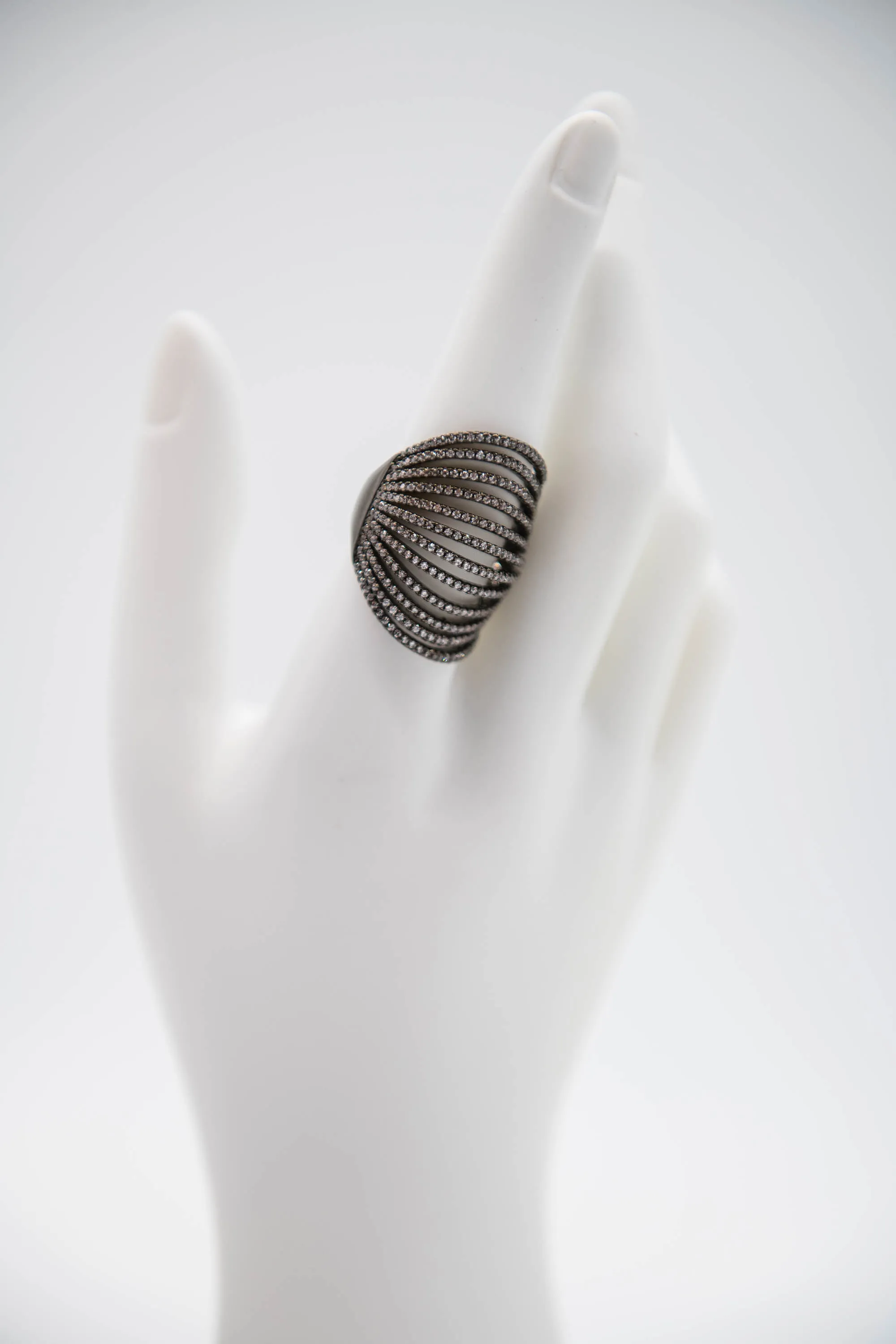 Multi-banded Statement Ring