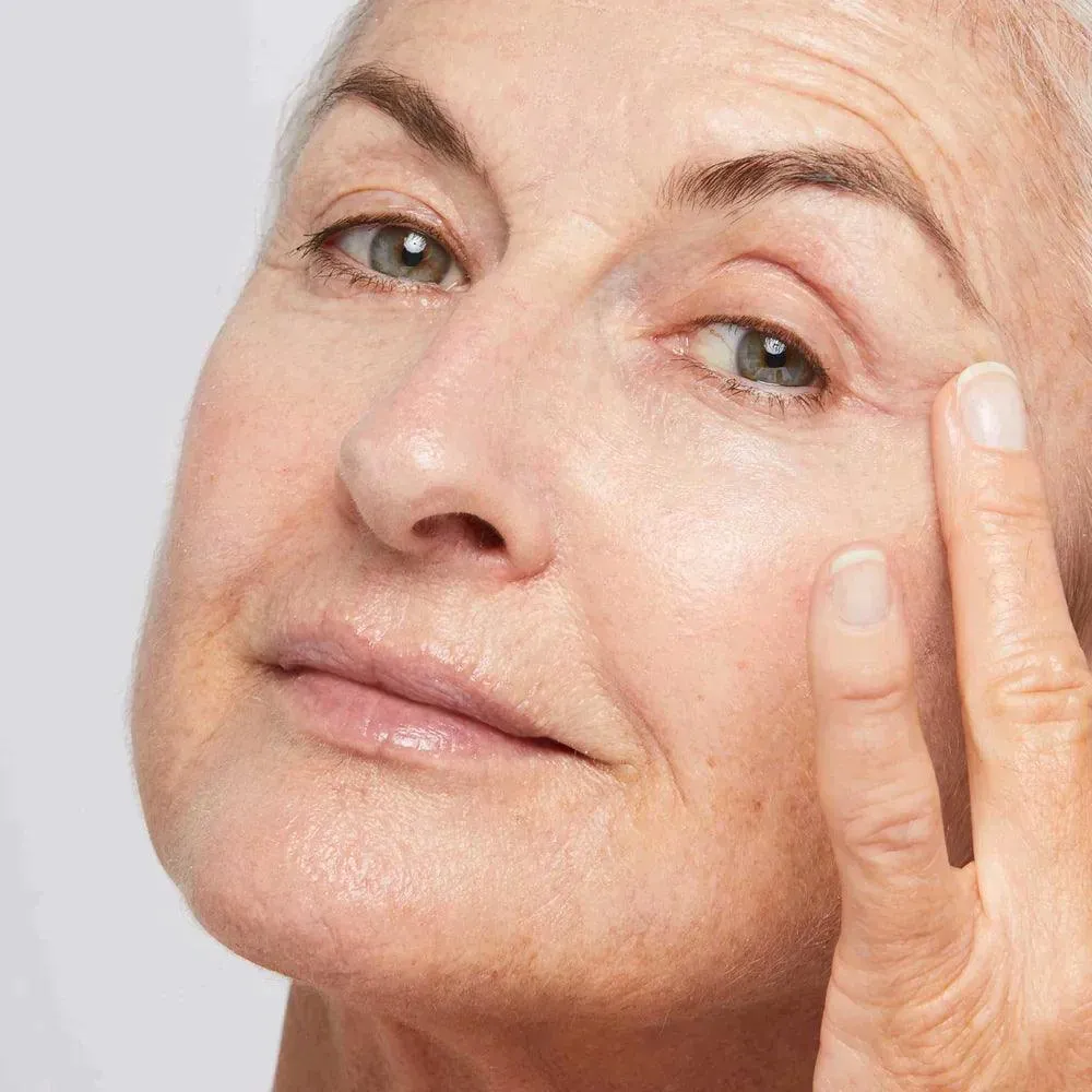 multivitamin power firm eye cream