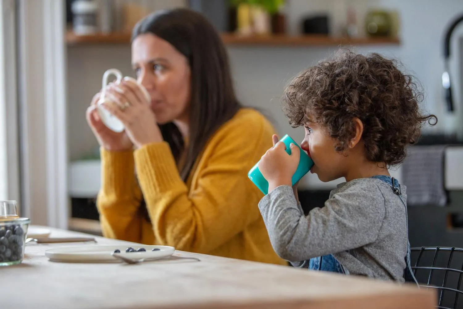 New Tommee Tippee Easiflow 360 Spill-Proof Trainer Cup w/ Travel Lids, includes 2 cups & 2 lids!