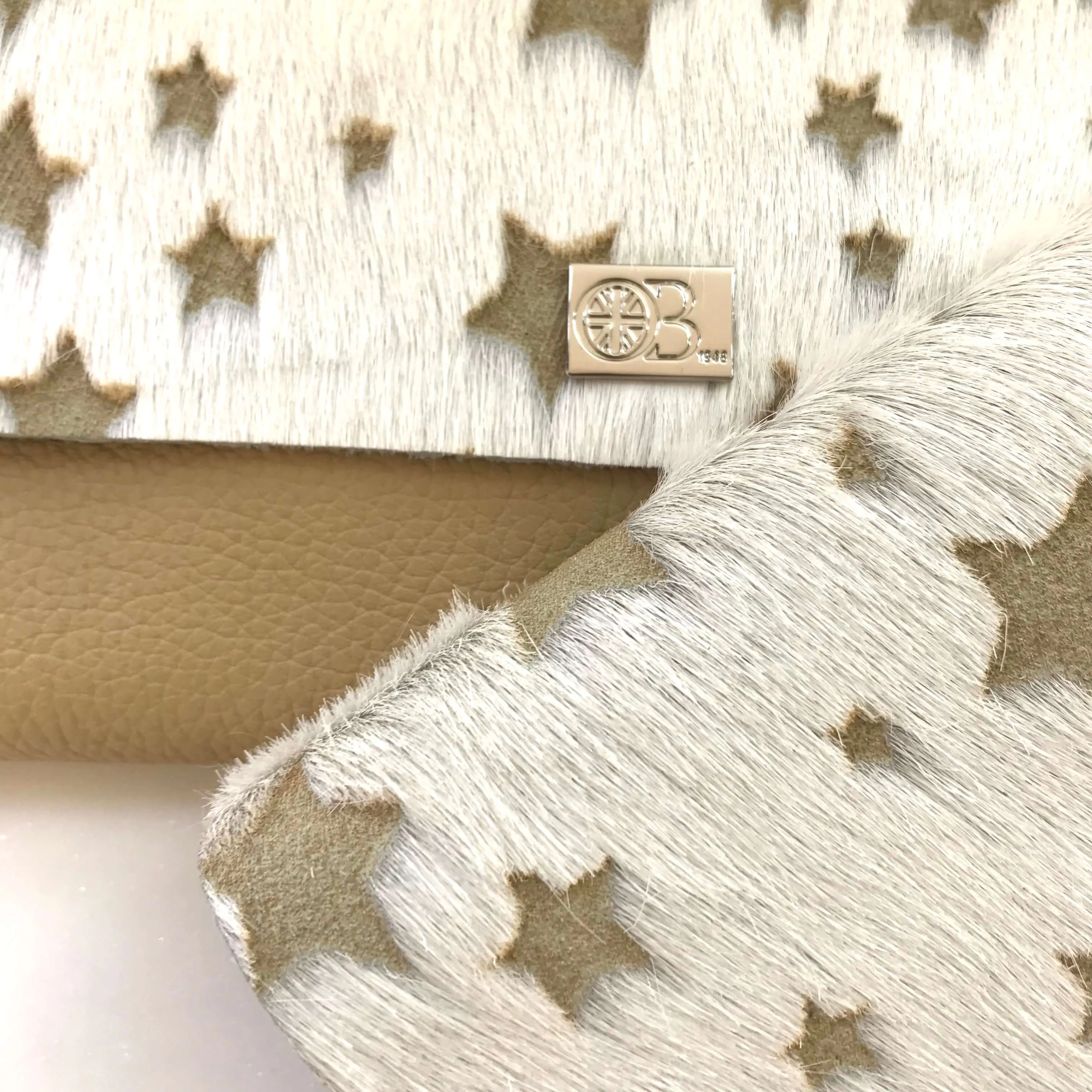 Owen Barry Small Vermont Leather Purse - Neverland Barley