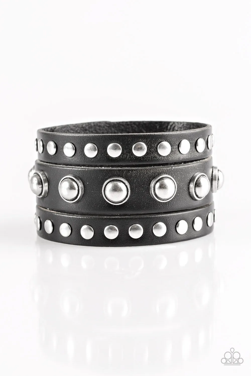 Paparazzi - Win Your Spurs - Black Bracelet